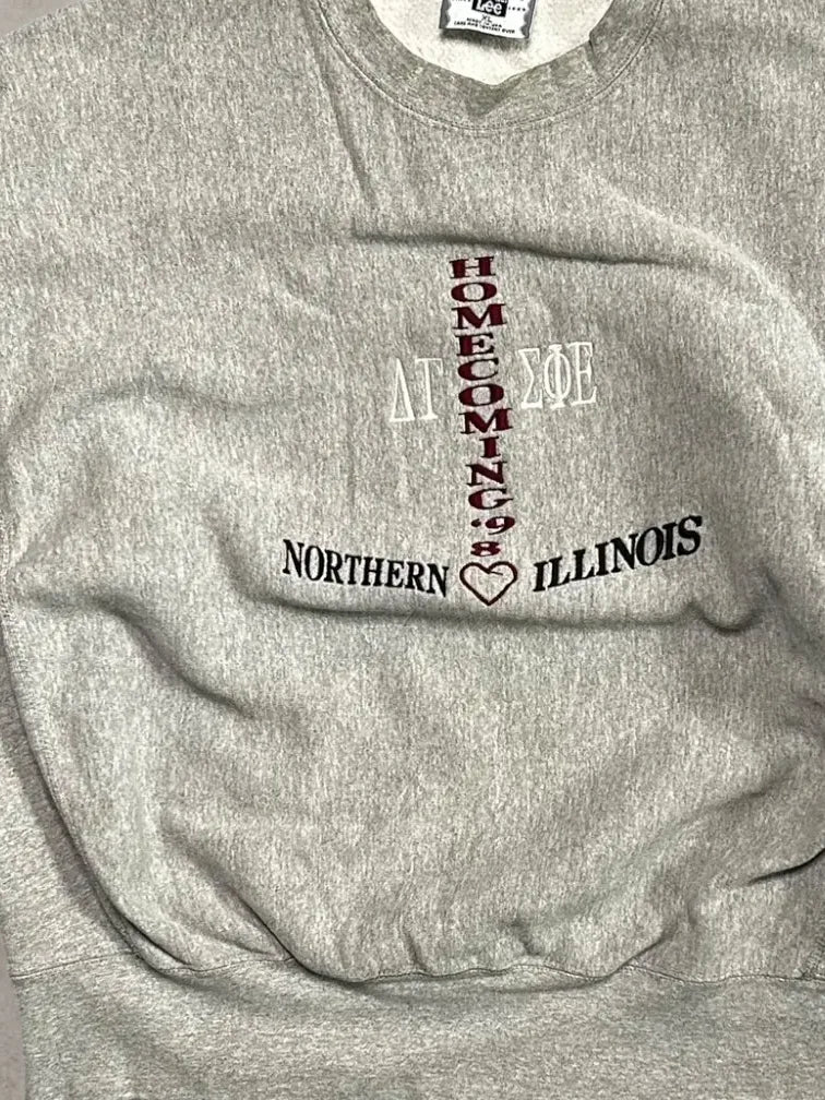 Lee Sports Crewneck Sweatshirt - L