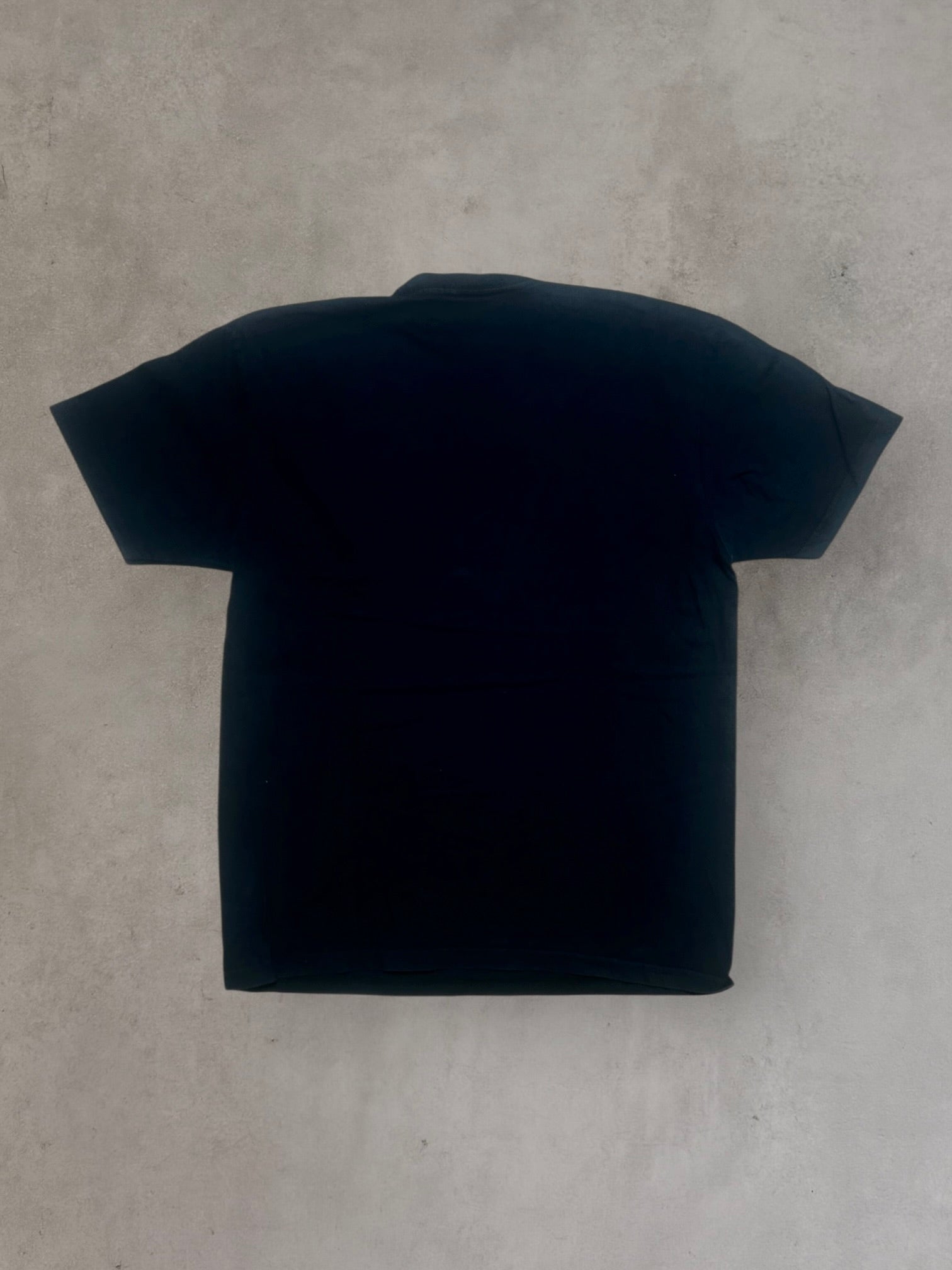 Supreme T-shirt – Stripe Trio Graphic