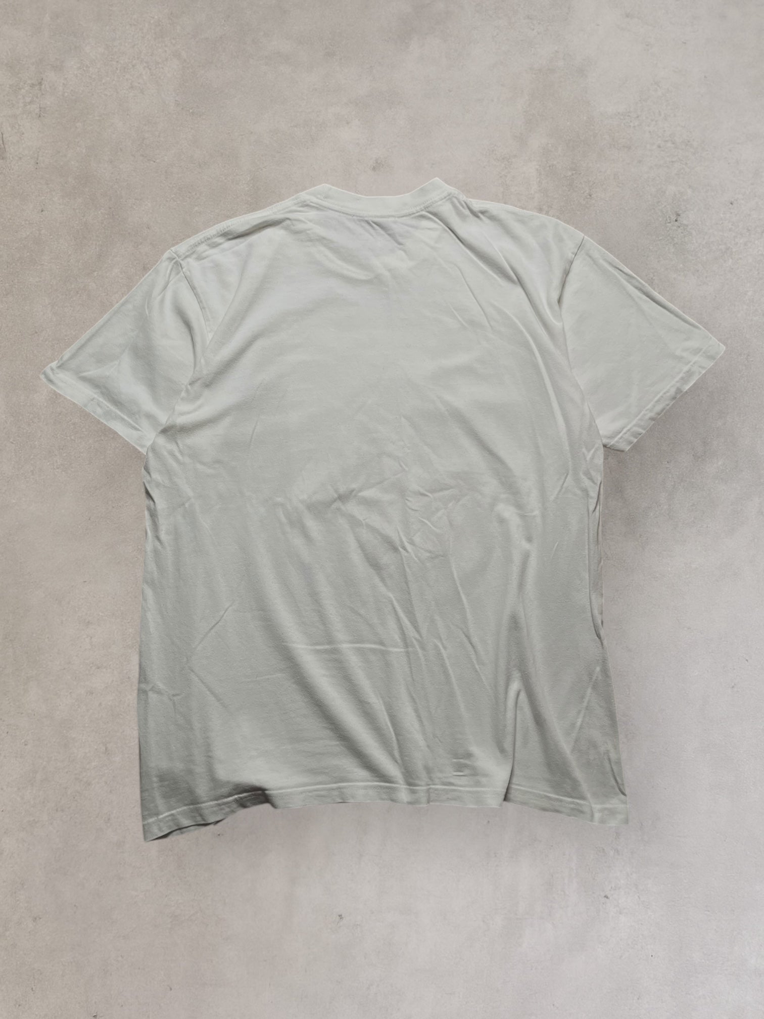 Supreme T-shirt – Photo Print Red Gun Graphic