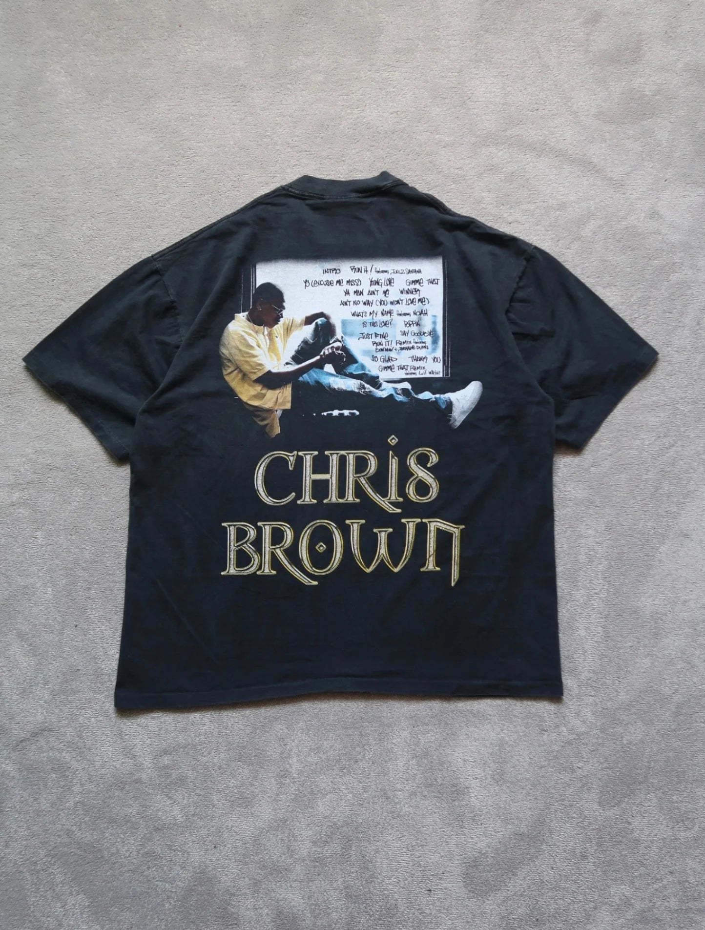 Black Graphic Chris Brown T-shirt - L