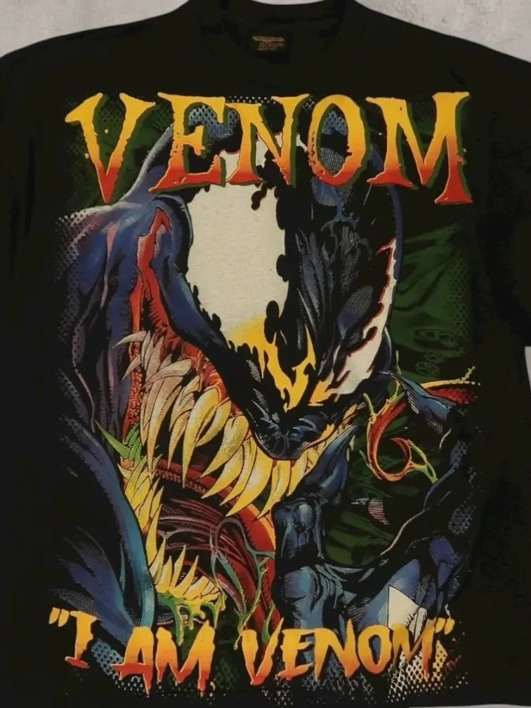 Graphic Venom T-shirt - L
