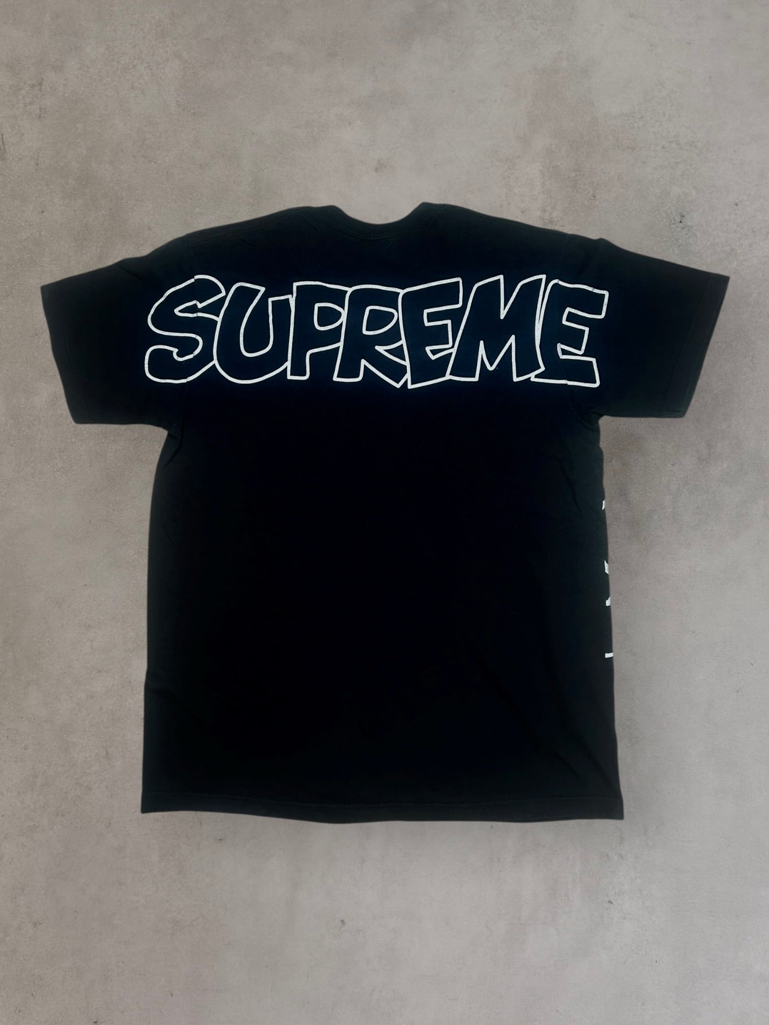 Supreme T-shirt – Smurfs Graphic