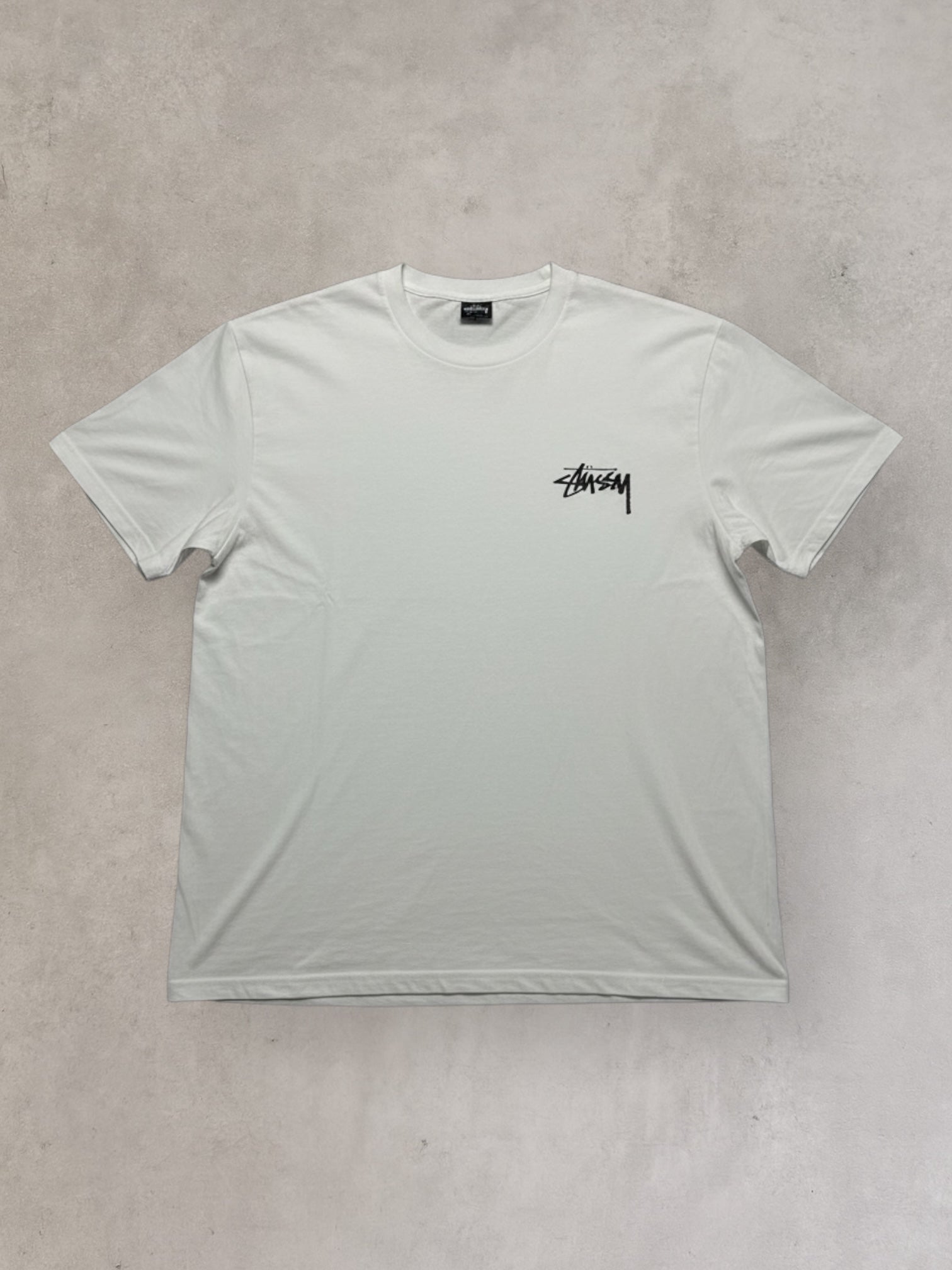 Stüssy T-shirt – Fuzzy Dice Back Graphic